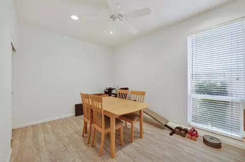 Dining - 1160 Cobble Fields Ct, Folsom, CA 95630 photo 1 of 3