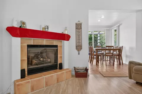Dining - 1160 Cobble Fields Ct, Folsom, CA 95630 photo 2 of 3