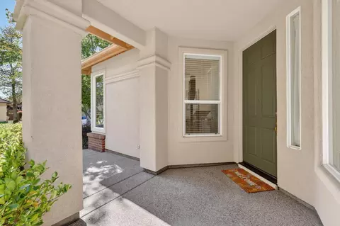 Exterior - 1160 Cobble Fields Ct, Folsom, CA 95630 photo 5 of 10