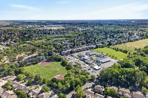 View/Area - 1160 Cobble Fields Ct, Folsom, CA 95630 photo 7 of 8