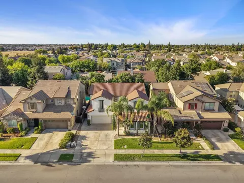 View/Area - 2107 Katnich Ln, Lodi, CA 95242 photo 2 of 5
