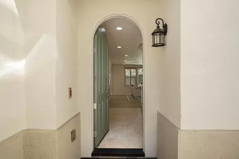 Entry Way - 2107 Katnich Ln, Lodi, CA 95242 photo 1 of 4