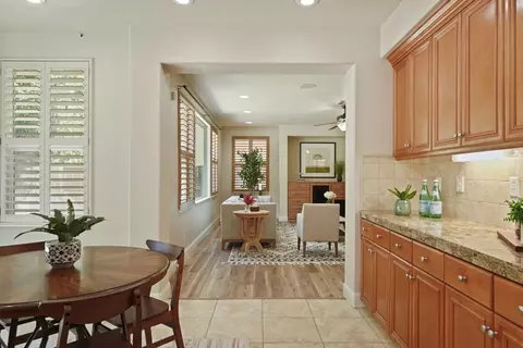 Entry Way - 2107 Katnich Ln, Lodi, CA 95242 photo 2 of 4