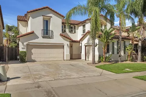 Exterior - 2107 Katnich Ln, Lodi, CA 95242 photo 2 of 9