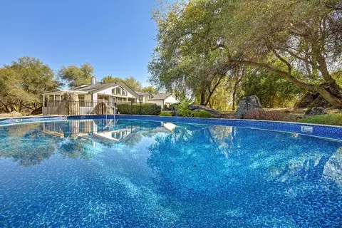 Exterior - 3000 Brennans Rd, Loomis, CA 95650 photo 15 of 18