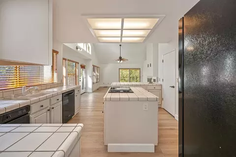 Kitchen - 3000 Brennans Rd, Loomis, CA 95650 photo 1 of 8