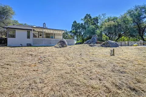 Exterior - 3000 Brennans Rd, Loomis, CA 95650 photo 14 of 18
