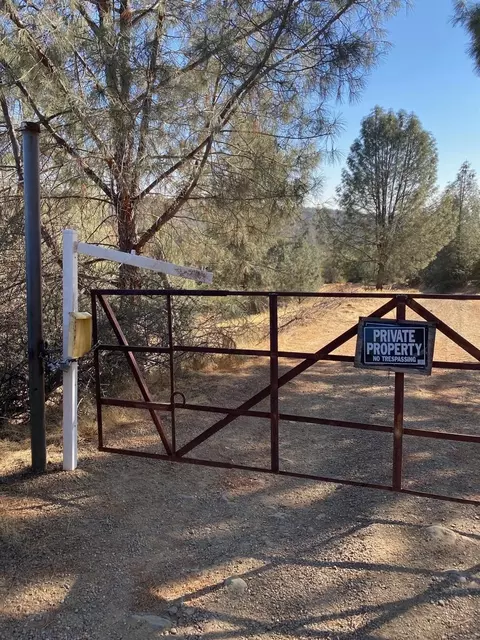 12333 Angel Wing Ln, Smartsville, CA 95977