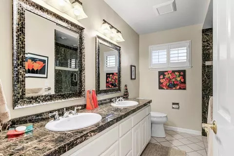 Bath - 44703 S El Macero Dr, El Macero, CA 95618 photo 6 of 8