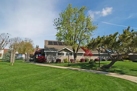 Exterior - 3609 Thomas More Way, Modesto, CA 95356 photo 15 of 16