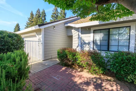 Exterior - 3609 Thomas More Way, Modesto, CA 95356 photo 6 of 16
