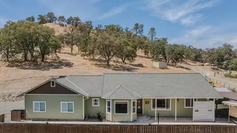 2496 Danaher Dr, Valley Springs, CA 95252