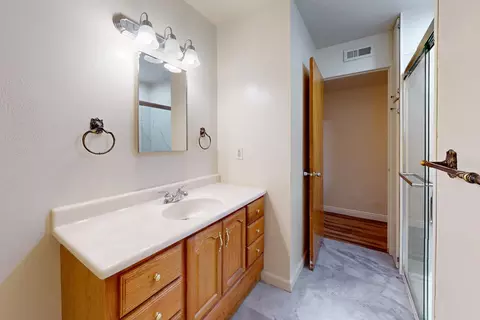Bath - 2727 Locust St, Sutter, CA 95982 photo 6 of 6