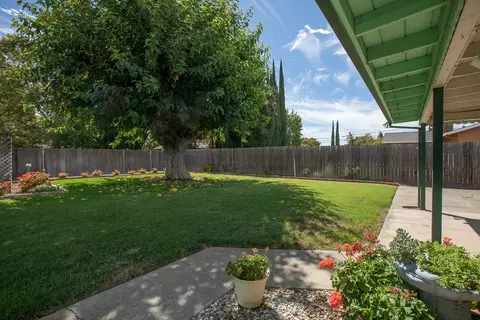 Exterior - 2727 Locust St, Sutter, CA 95982 photo 7 of 13