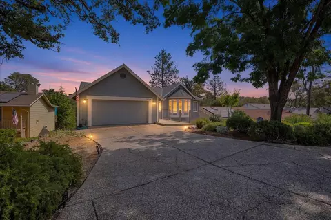 18198 Hummingbird Dr, Penn Valley, CA 95946