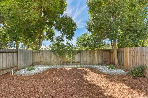 Exterior - 212 Luz Pl, Davis, CA 95616 photo 4 of 8