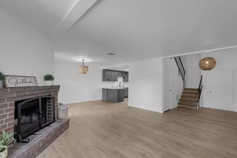 Living - 228 Tiffany Cir, Ripon, CA 95366 photo 1 of 2