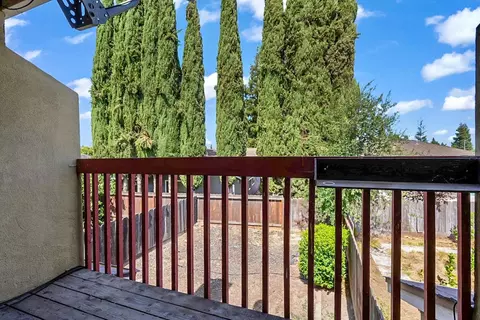 Exterior - 228 Tiffany Cir, Ripon, CA 95366 photo 3 of 7