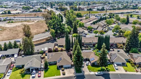 View/Area - 228 Tiffany Cir, Ripon, CA 95366 photo 4 of 4