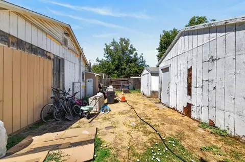 Exterior - 26922 Plainfield St, Esparto, CA 95627 photo 12 of 15