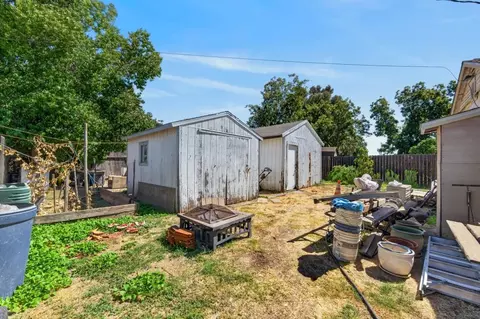 Exterior - 26922 Plainfield St, Esparto, CA 95627 photo 7 of 15