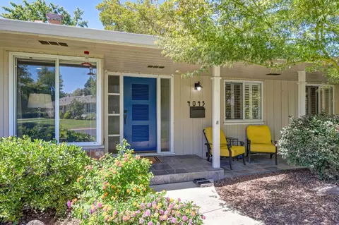 4045 Esperanza Dr, Sacramento, CA 95864