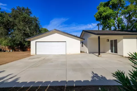 Exterior - 408 Palm Ave, Modesto, CA 95350 photo 9 of 13