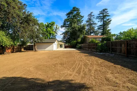 Exterior - 408 Palm Ave, Modesto, CA 95350 photo 12 of 13