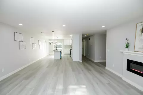 Living - 408 Palm Ave, Modesto, CA 95350 photo 1 of 7