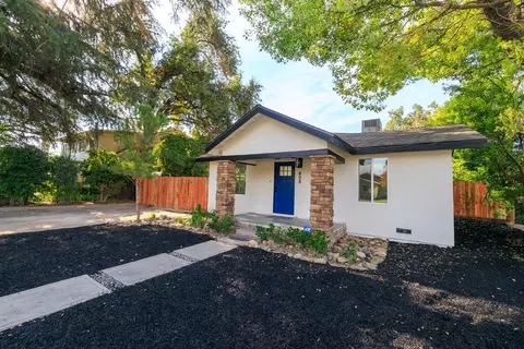 Exterior - 408 Palm Ave, Modesto, CA 95350 photo 2 of 13