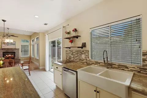 Kitchen - 915 Eucalyptus Ct, Lodi, CA 95242 photo 4 of 5