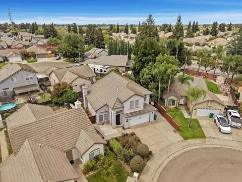 View/Area - 915 Eucalyptus Ct, Lodi, CA 95242 photo 3 of 13