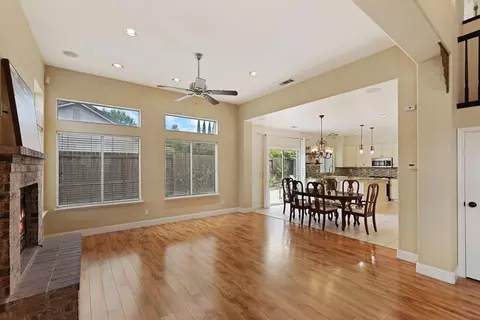 Living - 915 Eucalyptus Ct, Lodi, CA 95242 photo 5 of 7