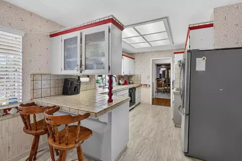Kitchen - 373 Concord Ct, Manteca, CA 95336 photo 3 of 3