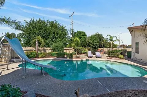 Exterior - 373 Concord Ct, Manteca, CA 95336 photo 2 of 5