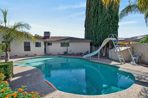 Exterior - 373 Concord Ct, Manteca, CA 95336 photo 3 of 5