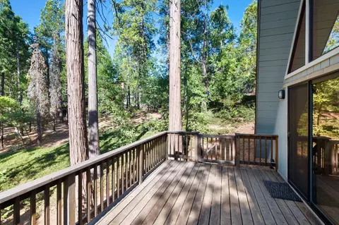 Exterior - 2950 Placer Way, Arnold, CA 95223 photo 6 of 13