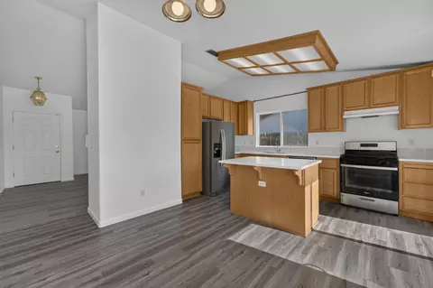 Kitchen - 118 Corbin Dr, Wheatland, CA 95692 photo 1 of 4