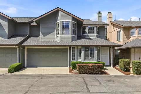 13 Marty Cir, Roseville, CA 95678