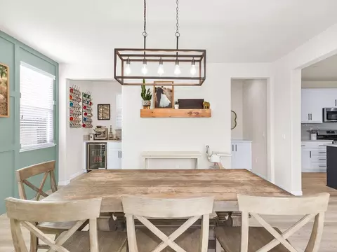 Dining - 2104 Melody Ln, Modesto, CA 95355 photo 2 of 3