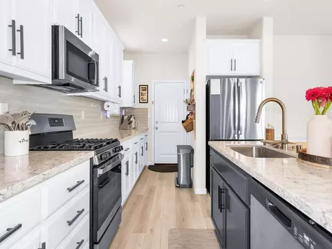 Kitchen - 2104 Melody Ln, Modesto, CA 95355 photo 2 of 8