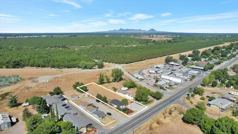 View/Area - 5486 Feather River Blvd, Olivehurst, CA 95961 photo 9 of 10