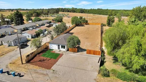 View/Area - 5486 Feather River Blvd, Olivehurst, CA 95961 photo 1 of 10