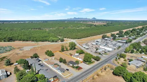 View/Area - 5486 Feather River Blvd, Olivehurst, CA 95961 photo 10 of 10