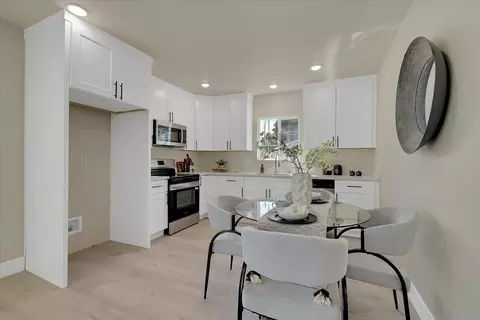 Kitchen - 5486 Feather River Blvd, Olivehurst, CA 95961 photo 1 of 4