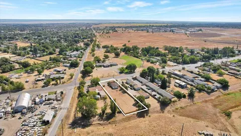 View/Area - 5486 Feather River Blvd, Olivehurst, CA 95961 photo 7 of 10
