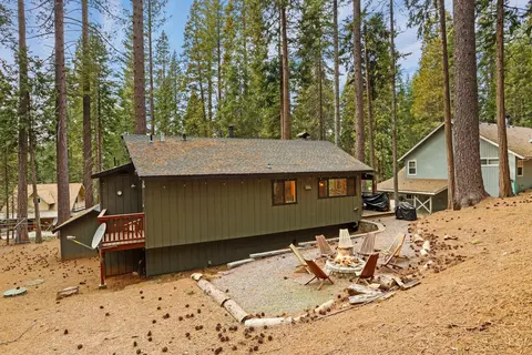 Exterior - 25127 Abraham Ave, Mi Wuk Village, CA 95346 photo 14 of 16
