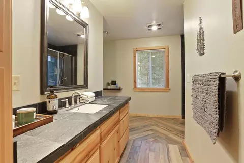 Bath - 25127 Abraham Ave, Mi Wuk Village, CA 95346 photo 1 of 5