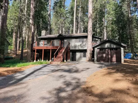 Exterior - 25127 Abraham Ave, Mi Wuk Village, CA 95346 photo 3 of 16
