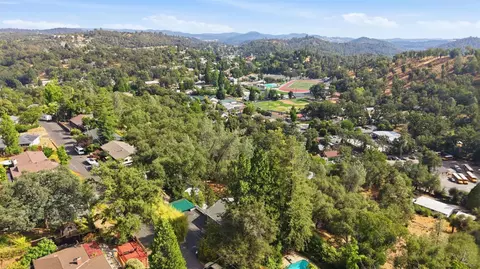 View/Area - 184 Mccormick Dr, Sonora, CA 95370 photo 3 of 7